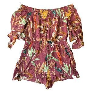 Express Women Romper size L Purple Floral Ruffle 3/4 Sleeve 3" Inseam
